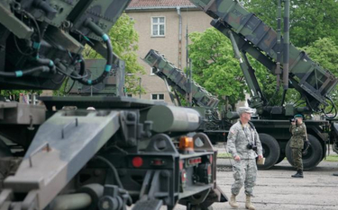 Hamuja zakupy uzbrojenia dla polskiej armii