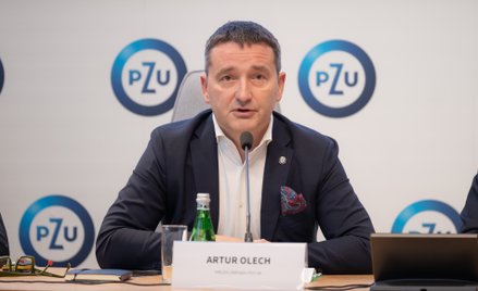 Prezes PZU Artur Olech