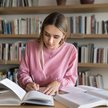 Mimo iż zawód psychologa jest uznawany za zawód zaufania publicznego, to nie istnieją standardy kszt