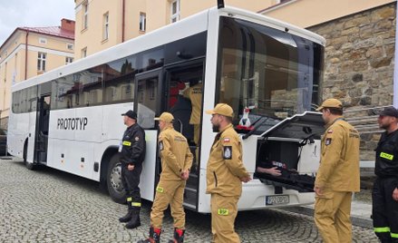 Autobus na niespokojne czasy