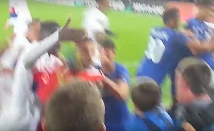 Osiem tygodni więzienia za atak na piłkarzy z synem na rękach