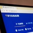 Ryanair będzie się tłumaczył w sądzie. Pasażer domaga się neutralnej płciowo formuły