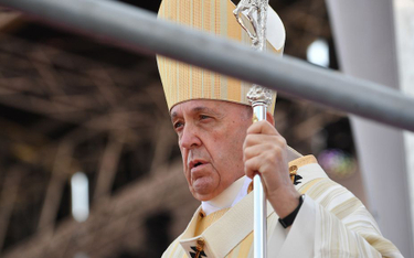 Papież ostrzega przed przed uleganiem „nowym reżimom”