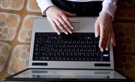 Oszuści chętnie łowią w sieci