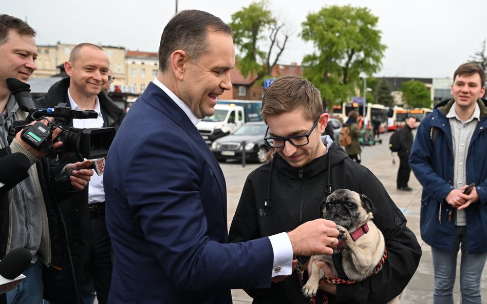 Karol Nawrocki na spotkaniu z sympatykami w Gdańsku podczas kampanii przed wyborami prezydenckimi