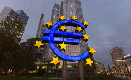 Euroland na razie uniknął recesji