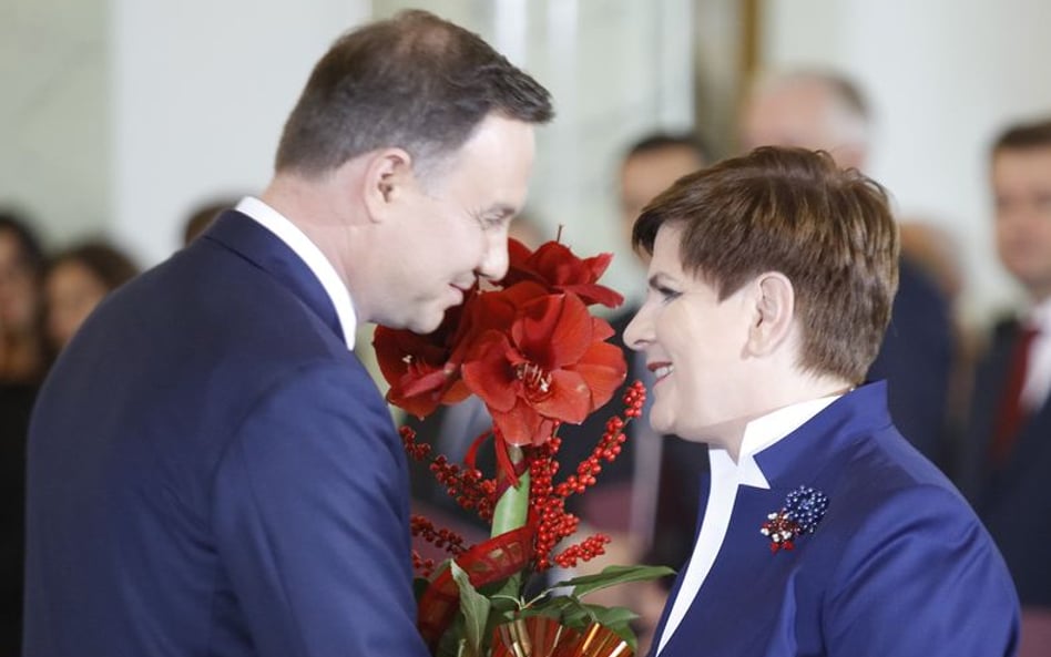 Sondaż IBRiS: Zaufanie do polityków: Duda traci, Szydło zyskuje