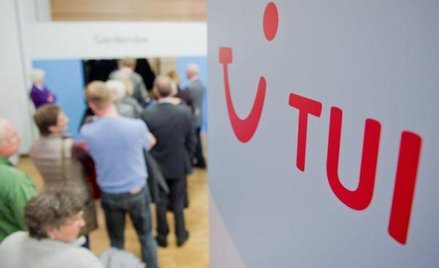 TUI przedłuża nielatanie czarterami