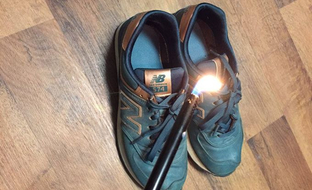 Zwolennicy Hillary Clinton palą New Balance'y. Winny Donald Trump
