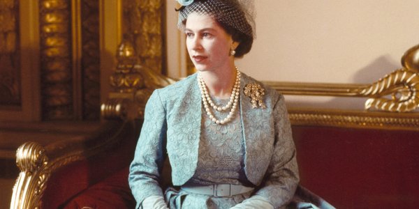 Pałac Buckingham otwiera garderobę Elżbiety II. Rusza wielka wystawa