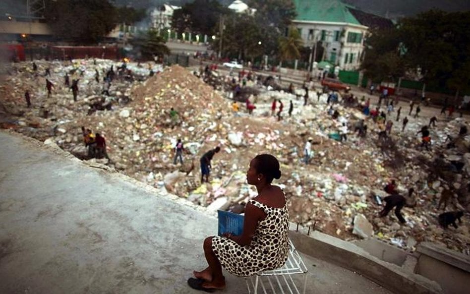 Trzęsienie ziemi na Haiti w ciągu pierwszej minuty zabiło blisko 200 tys. osób, 1,5 miliona pozbawił