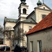 Uczestnicy wycieczki po Bielanach zobaczą m.in. pokamedulski kościół