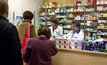 W aptekach sprzedaje się w grudniu o 27 proc. więcej leków niż zazwyczaj o tej porze roku. Chorzy wy