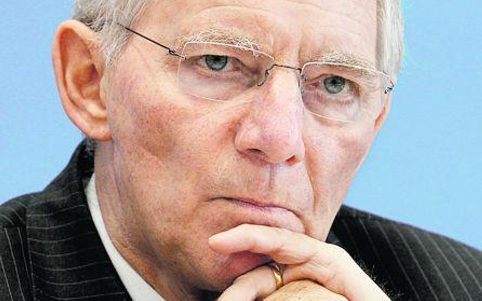 Ministrowie finansów Niemiec Wolfgang Schaeuble (u góry) oraz Wielkiej Brytanii George Osborne