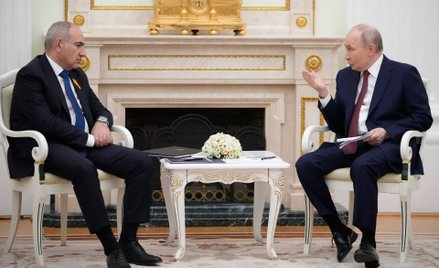 Nikol Paszynian i Władimir Putin