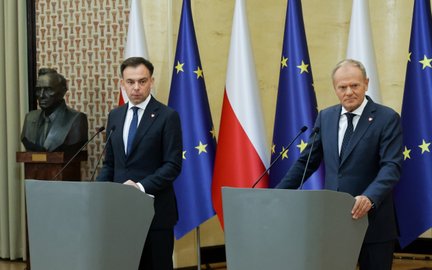 Premier Donald Tusk i minister finansów i gospodarki Andrzej Domański