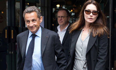 Nicolas Sarkozy z żoną Carlą