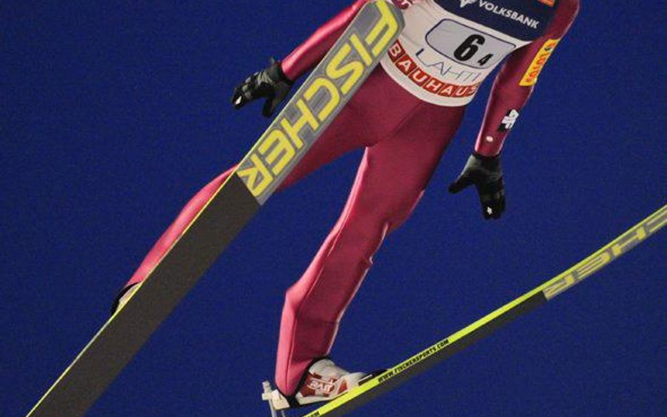Kamil Stoch po pierwszej serii był drugi, skończył piąty