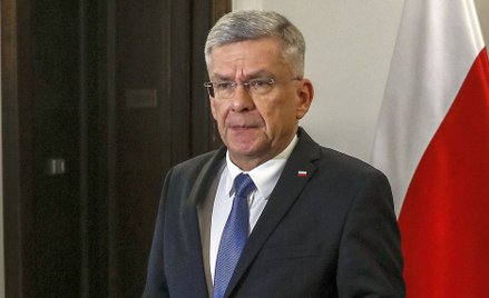 Senat poinformuje o lotach Karczewskiego