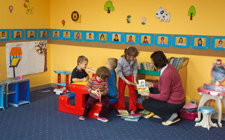 Za mało przedszkolaków w Polsce