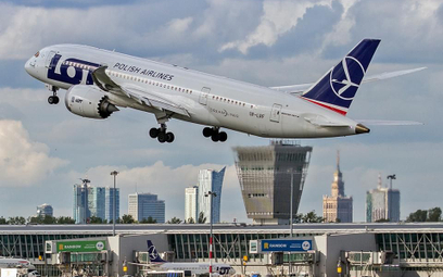 LOT wylatał 9 milionów pasażerów i zysk