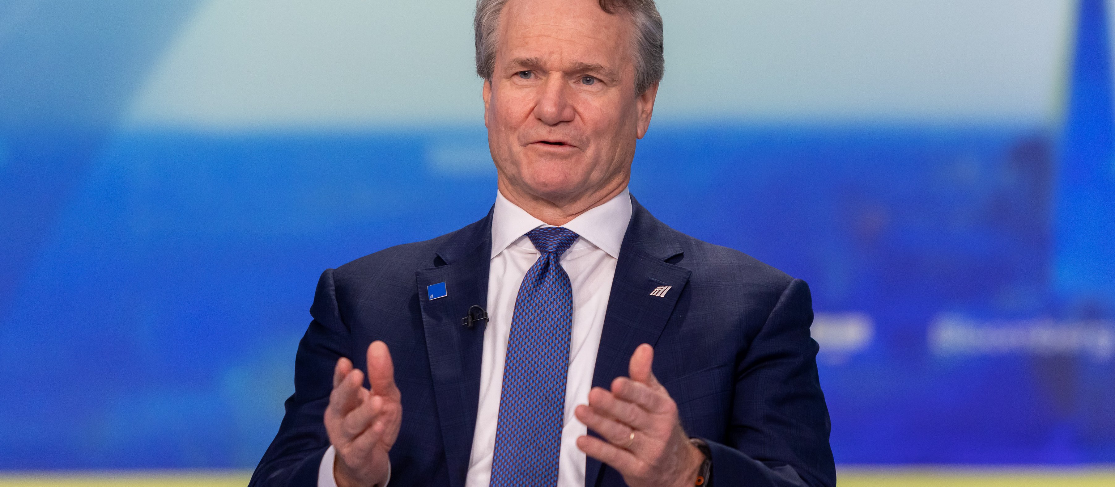 Bank of America szykuje następców prezesa i podnosi płacę minimalną do 25 dolarów