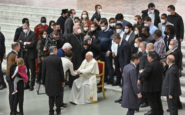 Papież Franciszek w czasie audiencji generalnej w Watykanie