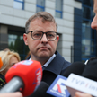 Poseł PiS Marcin Romanowski w drodze do siedziby Prokuratury Krajowej w Warszawie