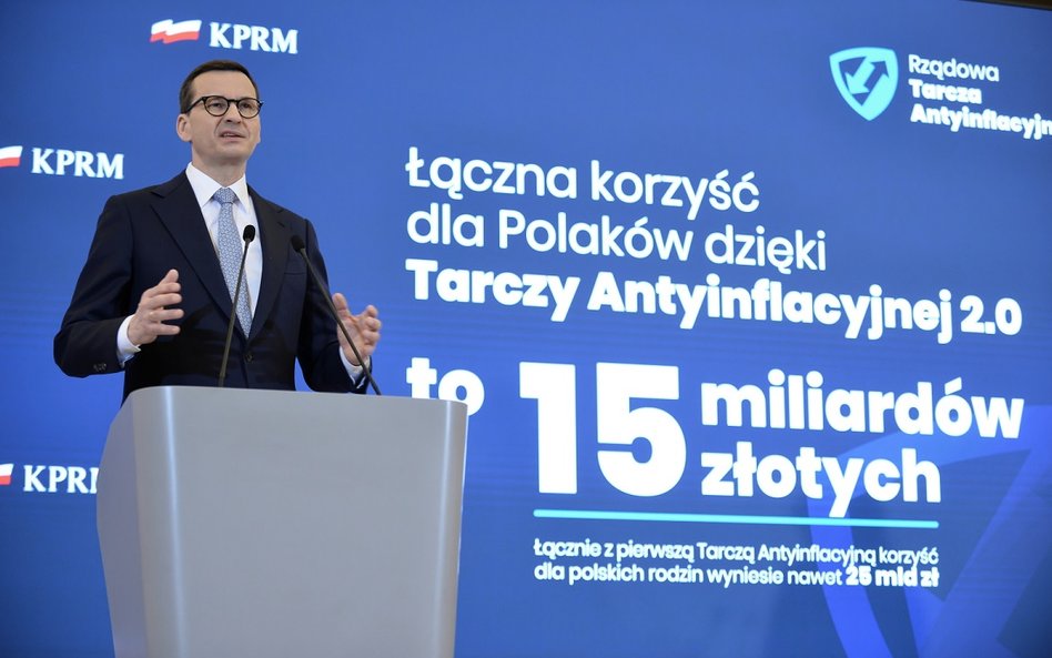 Morawiecki: będzie niższy VAT na paliwa, zerowy VAT na żywność i gaz