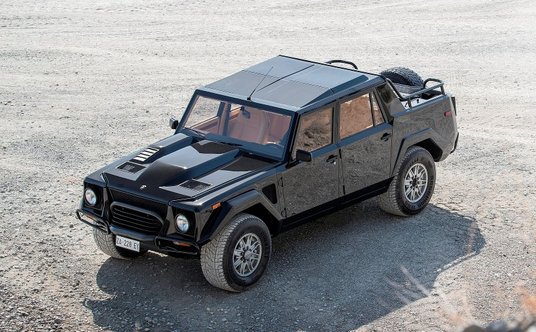 Lamborghini LM 002