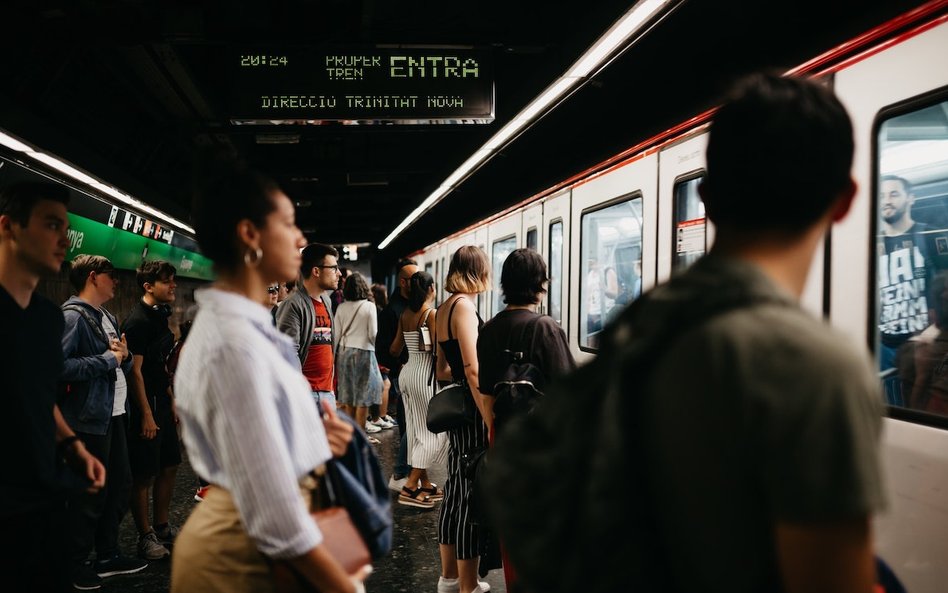 Barcelona ma dość fałszujących muzyków w metrze. Będą egzaminy dla grajków