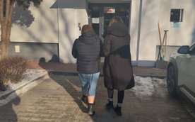 Zatrzymana 61-latka usłyszała siedem zarzutów