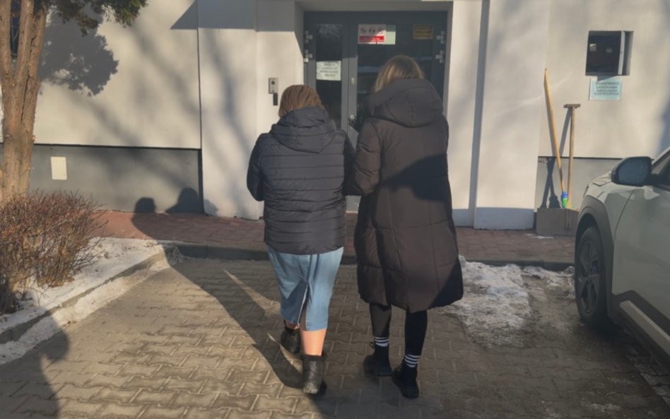 Zatrzymana 61-latka usłyszała siedem zarzutów