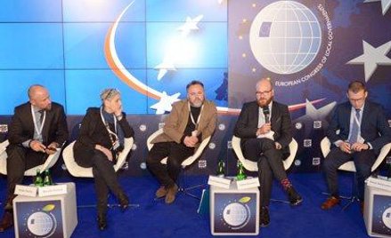 Rozwój idei Smart City otwiera przed miastami nowe możliwości rozwoju – podkreślali uczestnicy panel