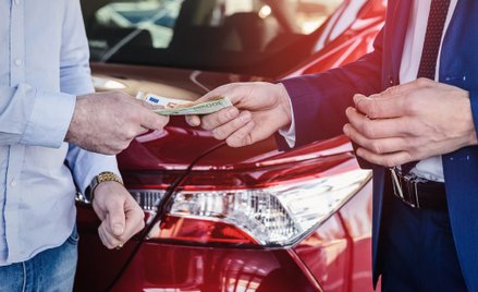 Samochód za gotówkę nie jest firmowym kosztem - interpretacja podatkowa