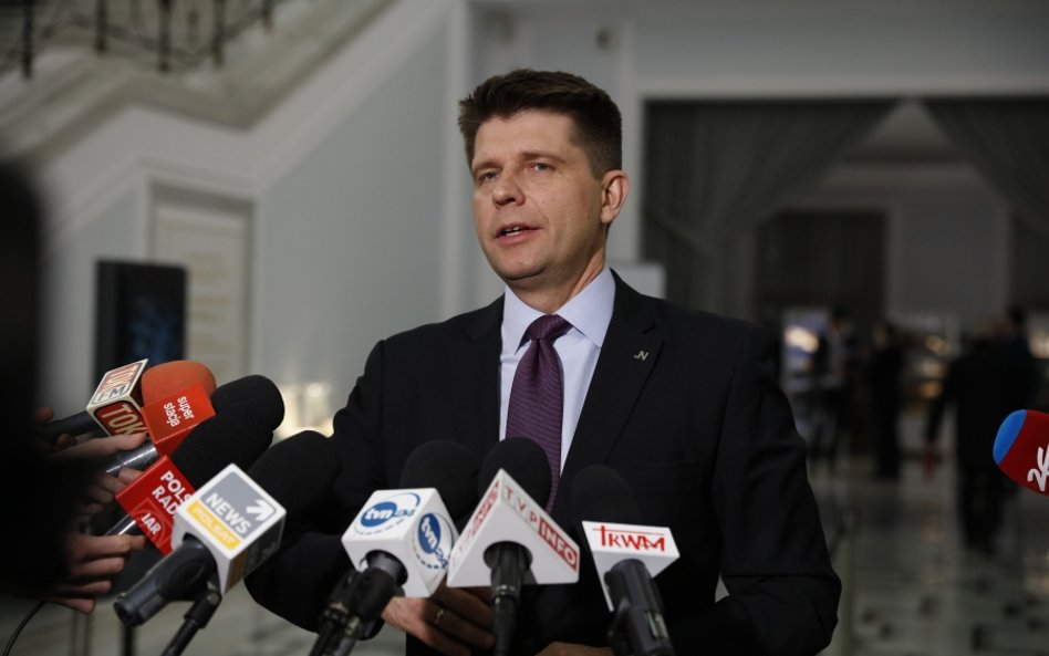 Ryszard Petru o sondażach: PiS-owi spada, ale Kukiz'15 zyskuje. Nic się nie zmienia