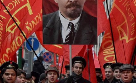 7 listopada w Moskwie: komuniści domagają się „władzy rad”, ale nie ochrony praw pracowniczych