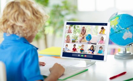 Jak jest na e-lekcjach? Nauczyciele mają problem