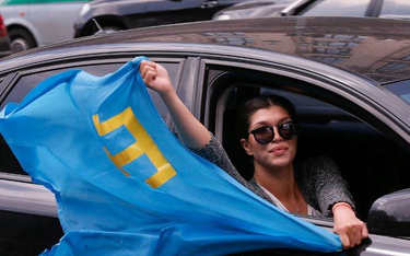 Flaga Tatarów krymskich w Kijowie