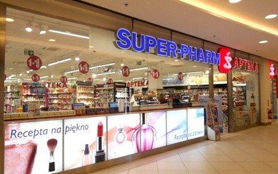 Właściciel Żabki chce być udziałowcem sieci Super-Pharm