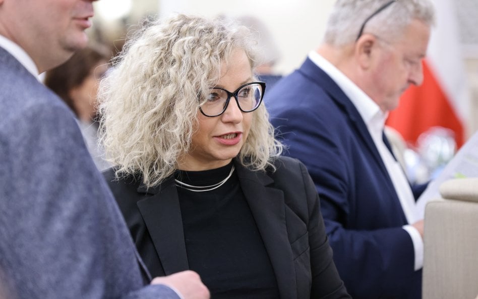 Minister ds. równości Katarzyna Kotula podczas posiedzenia rządu