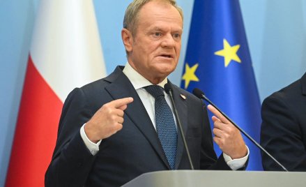 Premier Donald Tusk ogłosił urealniony projekt centralnego lotniska krajowego