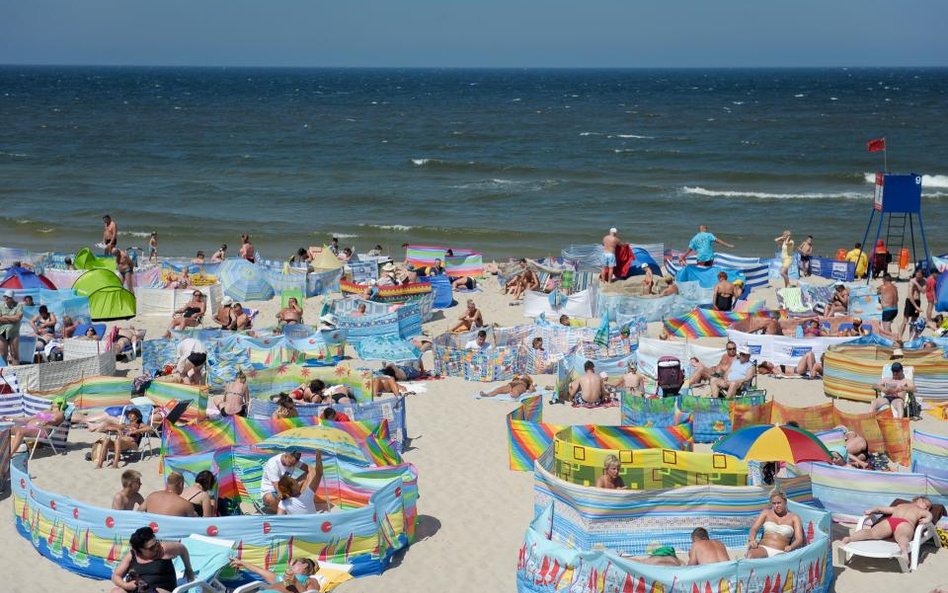 Sinice atakują: Nad Bałtykiem nie będzie sezonu marzeń