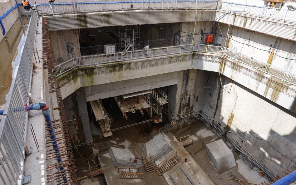 Plac budowy komory startowej tunelu Kolei Dużych Prędkości w Łodzi.