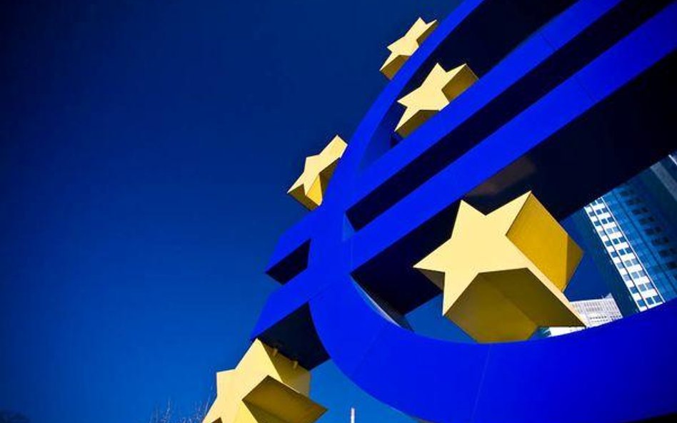 Strefa euro na ostrym wirażu