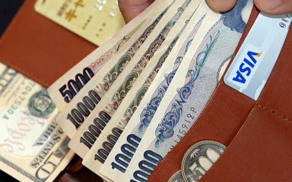 TMS: Osłabienie jena po komentarzach ministra finansów Japonii