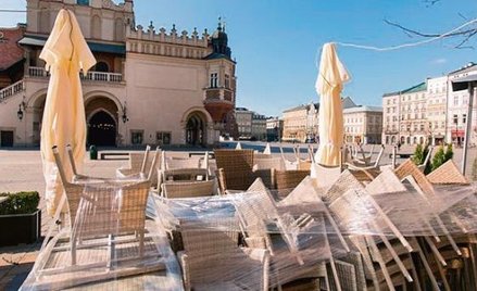 Ograniczenia w gastronomii oznaczają spadek sprzedaży alkoholi