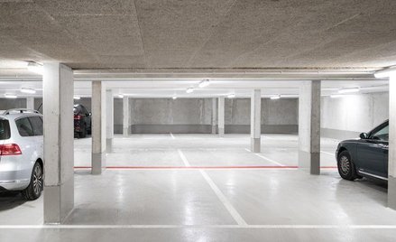 Firma może odrębnie amortyzować miejsca postojowe w podziemnym garażu