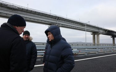 Putin przejechał mostem Kerczeńskim