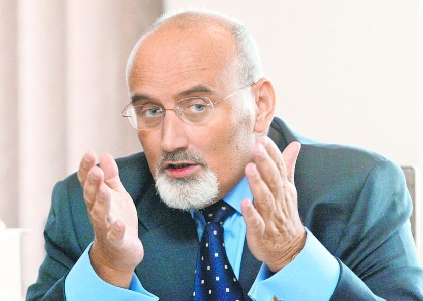 Lesław A. Paga pierwszy przewodniczący Komisji Papierów Wartościowych Historia życia Lesława A. Pagi